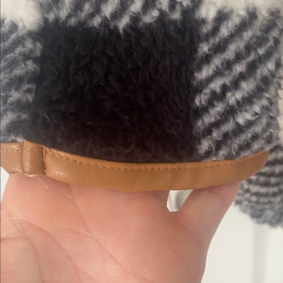 NWOT. C&C California Buffalo Plaid Open Front Jacket - Picture 6 of 7